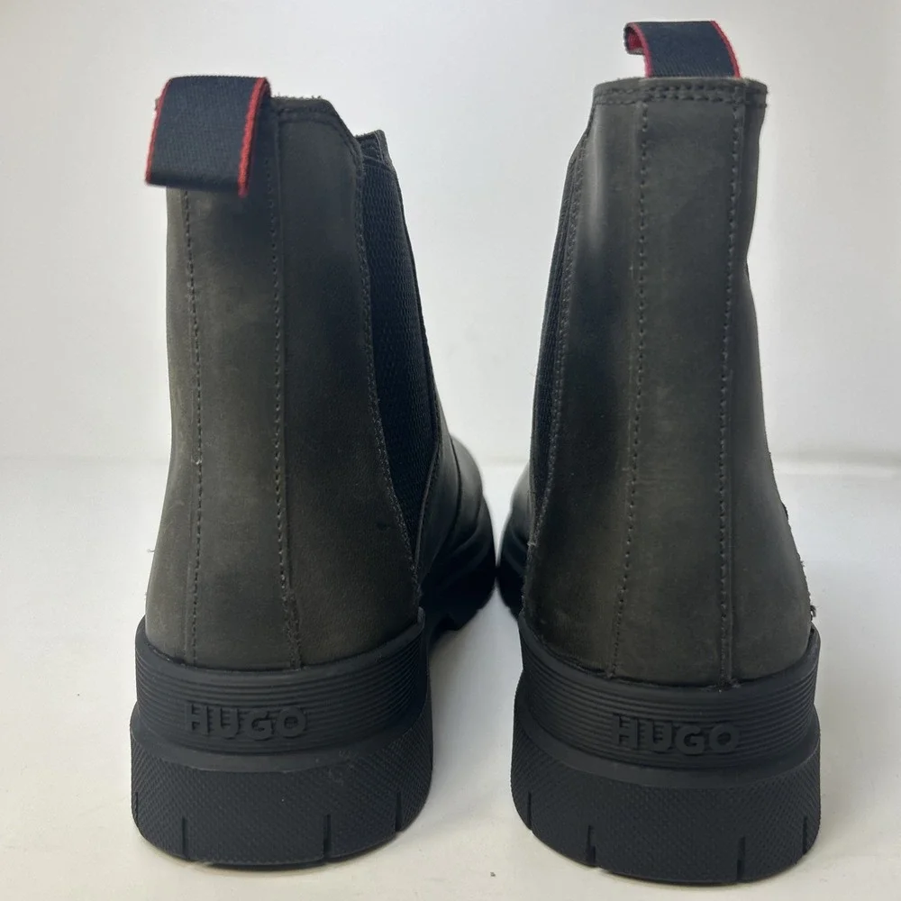 HUGO Ryan Men's Chelsea Boots Grey‎ Nubuck Leather Lug Sole US 9 EU 42 NIB